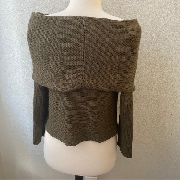 SEEK THE LABEL green off shoulder knit sweater XS - Picture 2 of 4